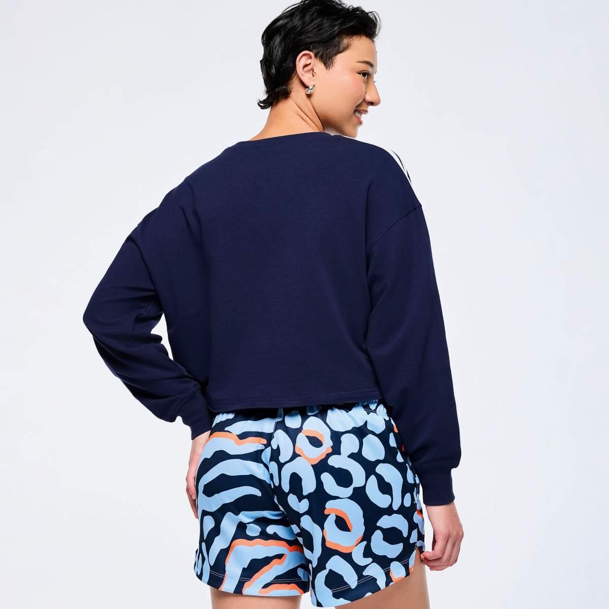 Victory Crew Neck Long Sleeve Boxy Crop Top