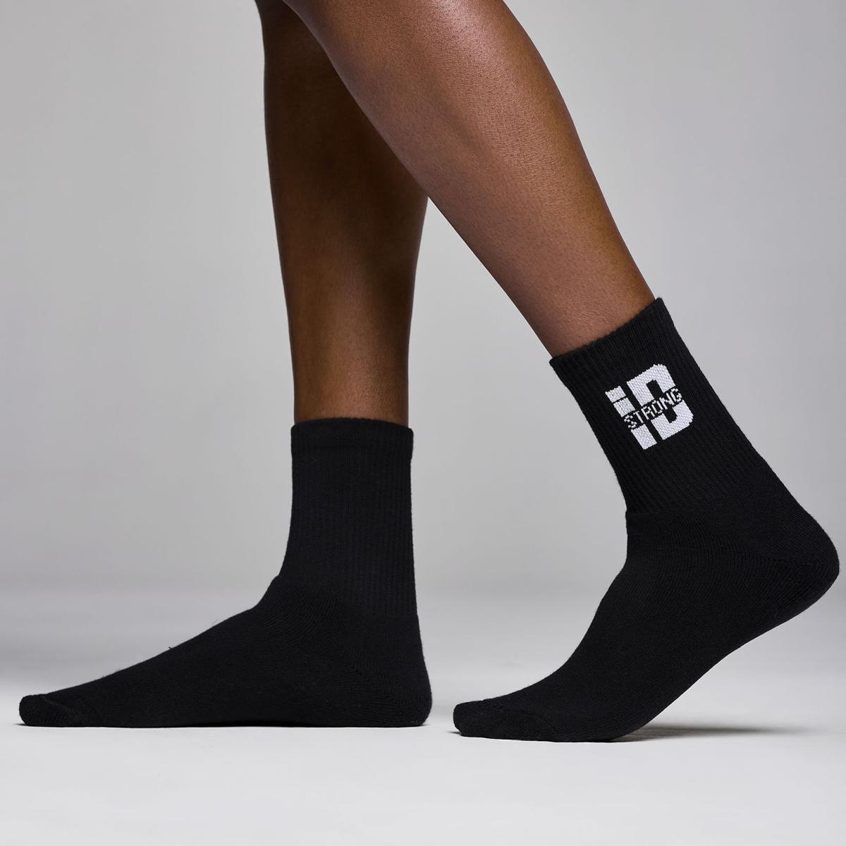 STRONG iD Half Crew Plush Socks